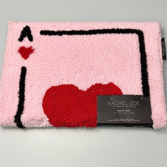 NWT Rachel Zoe Ace of Hearts Pink Bath Rug - Picture 1 of 4